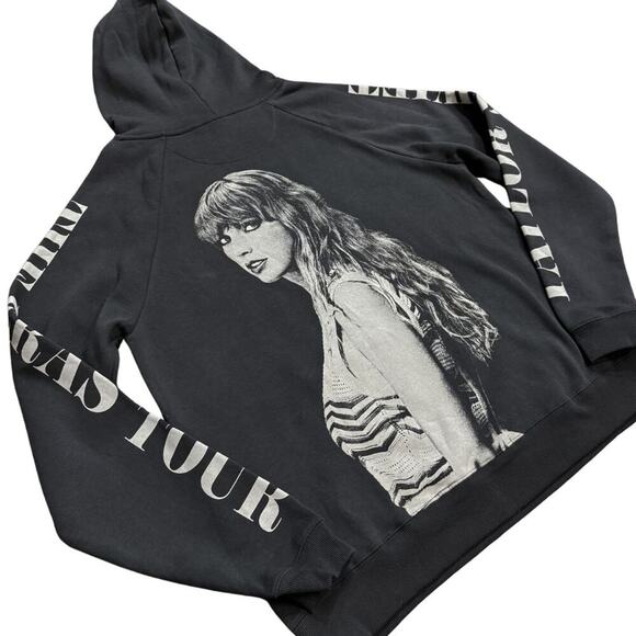 NEW Taylor Swift The Eras Tour Black Hoodie size Large 2023 Photo Long Sleeve - Picture 2 of 5